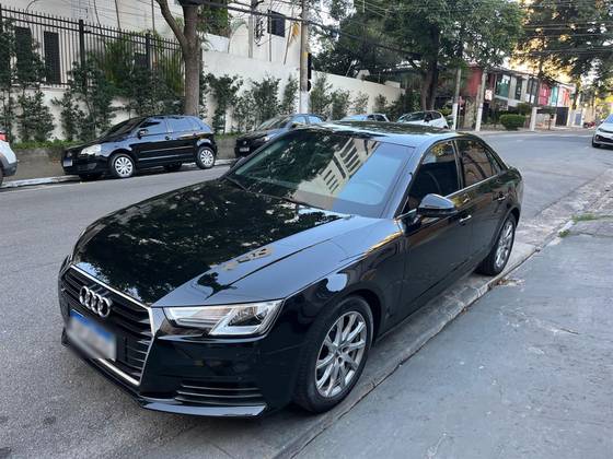 AUDI A4 2.0 TFSI ATTRACTION GASOLINA 4P S TRONIC